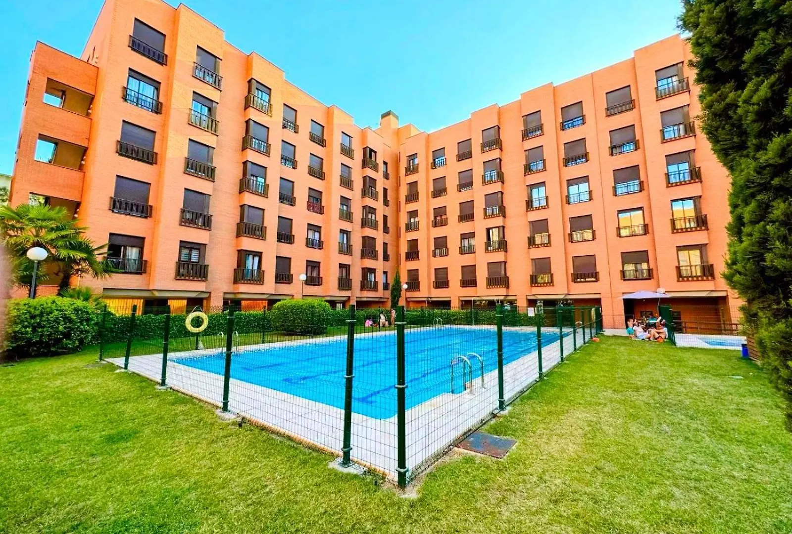 Apartamento Airport Madrid Plenilunio Suites Green By Bebalmy
