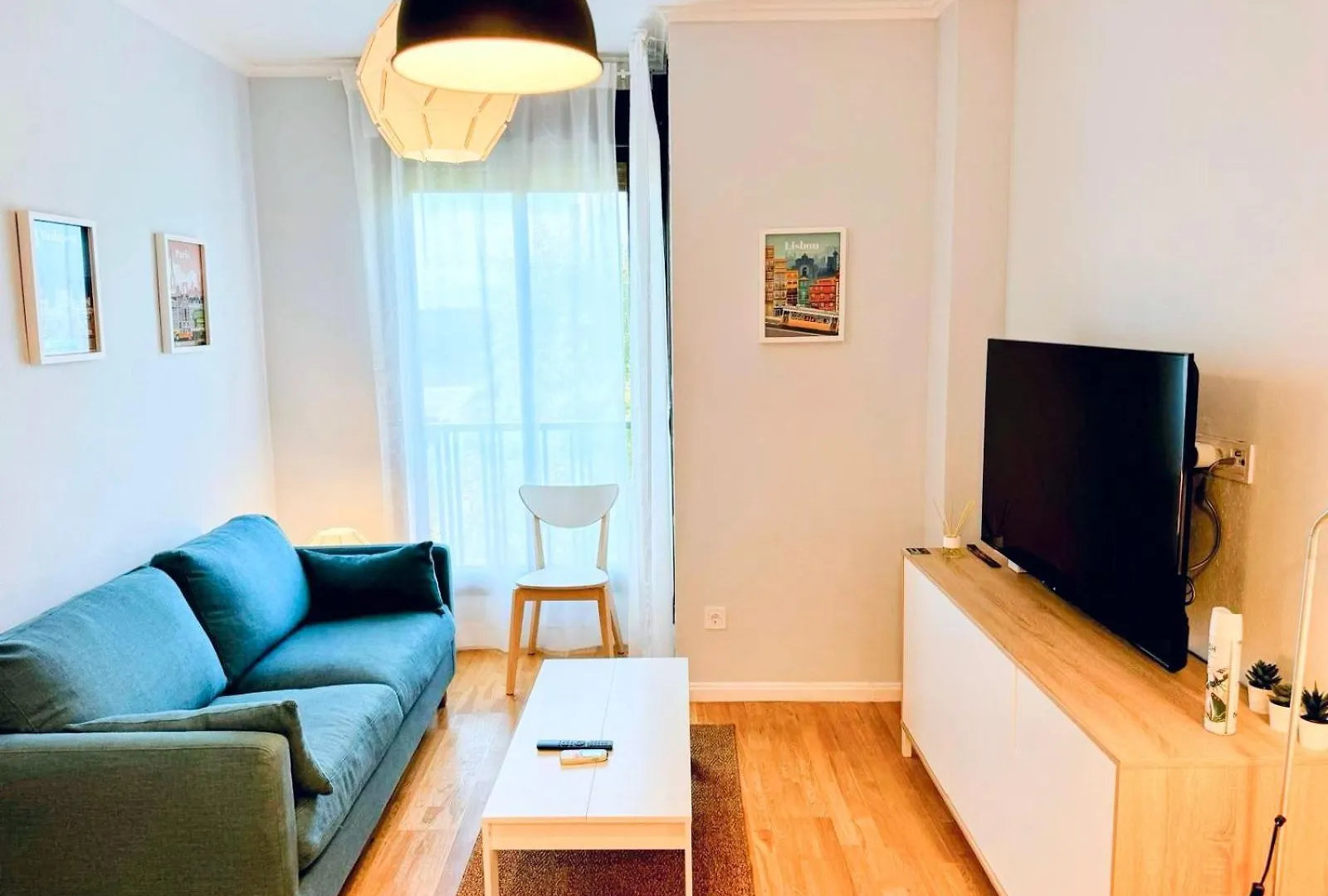 Airport Madrid Plenilunio Suites Green By Bebalmy location