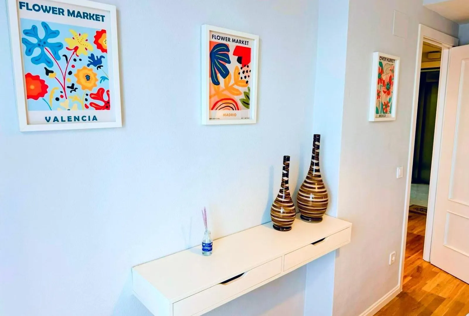 Apartment Airport Madrid Plenilunio Suites Green By Bebalmy